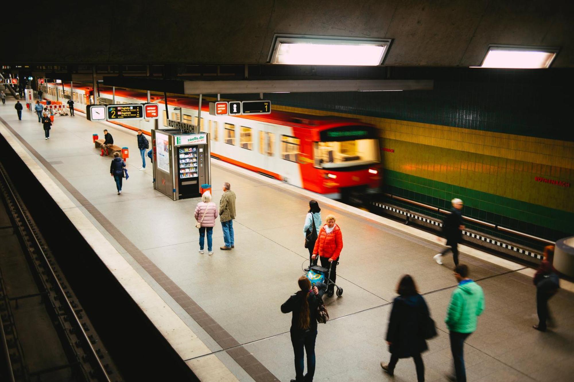 Cozy Homestay At Prague Main Station Extérieur photo